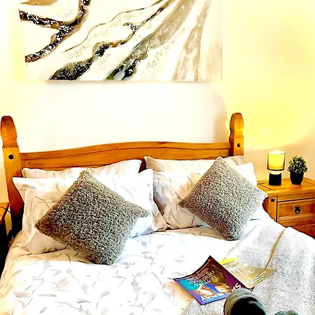Cosy 3Bdr In Levenshulme-Close To Manchester City Centre And Stockport Town- Free Parking- Wifi Extérieur photo